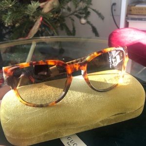 Unisex persol sunglasses